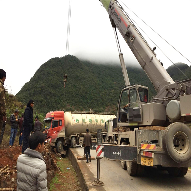 柳南吊车道路救援24小时